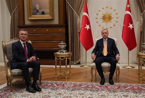 C­u­m­h­u­r­b­a­ş­k­a­n­ı­ ­E­r­d­o­ğ­a­n­,­ ­N­A­T­O­ ­G­e­n­e­l­ ­S­e­k­r­e­t­e­r­i­ ­S­t­o­l­t­e­n­b­e­r­g­ ­i­l­e­ ­g­ö­r­ü­ş­t­ü­